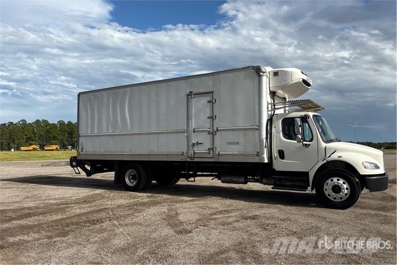 Freightliner M2 106 Caminhões com temperatura controlada
