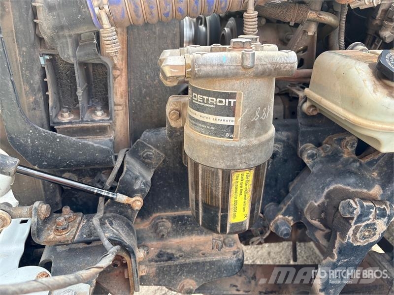 Freightliner M2 106 Kravas automašīnas - refrižeratori
