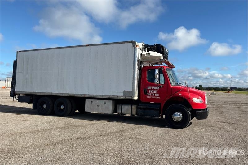 Freightliner M2 106 Temperature controlled trucks