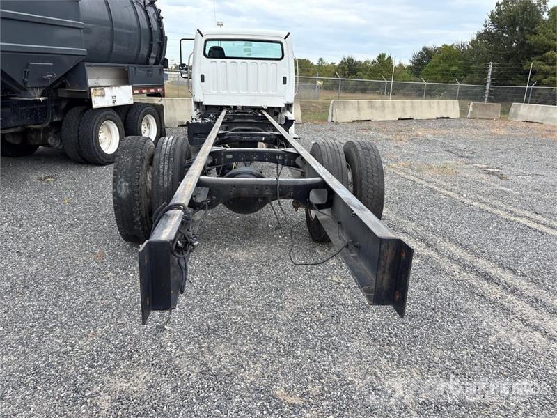 Freightliner M2 106 Cabinas