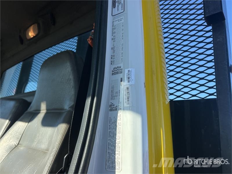 Freightliner M2 106 Madelautod