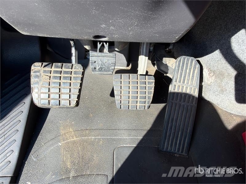 Freightliner M2 106 Camiones portacoches