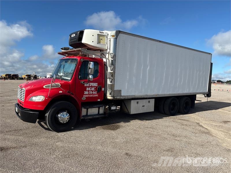 Freightliner M2 106 Temperature controlled trucks