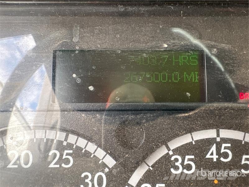 Freightliner M2 106 Kravas automašīnas - refrižeratori