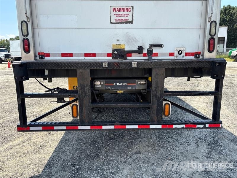Freightliner M2 106 Isotermos y frigoríficos