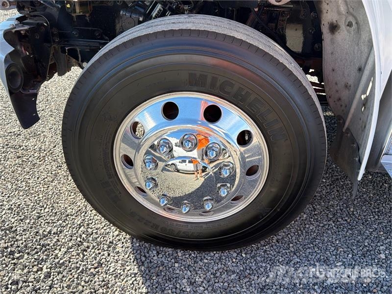 Freightliner M2 106 Isotermos y frigoríficos