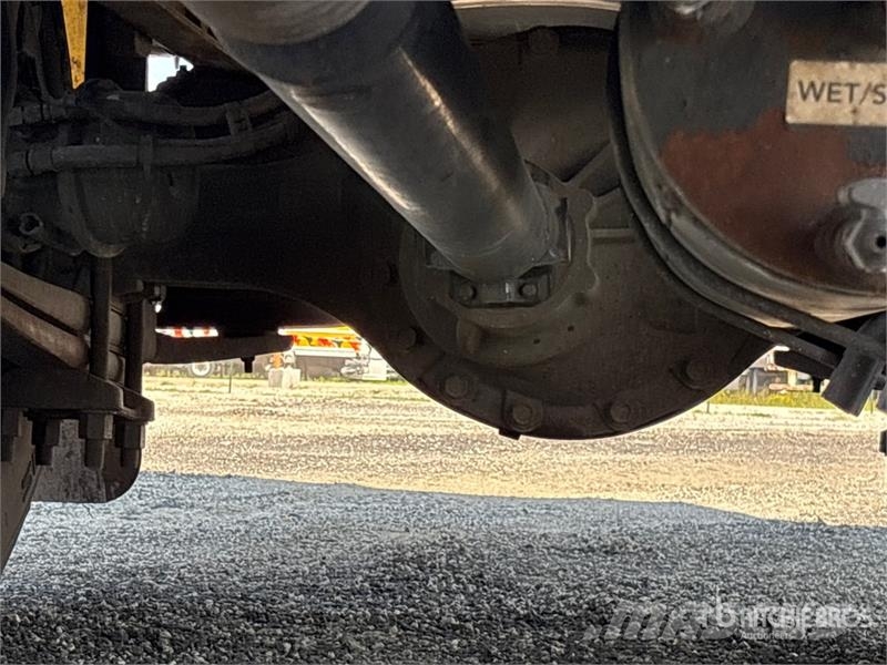 Freightliner M2 106 Isotermos y frigoríficos