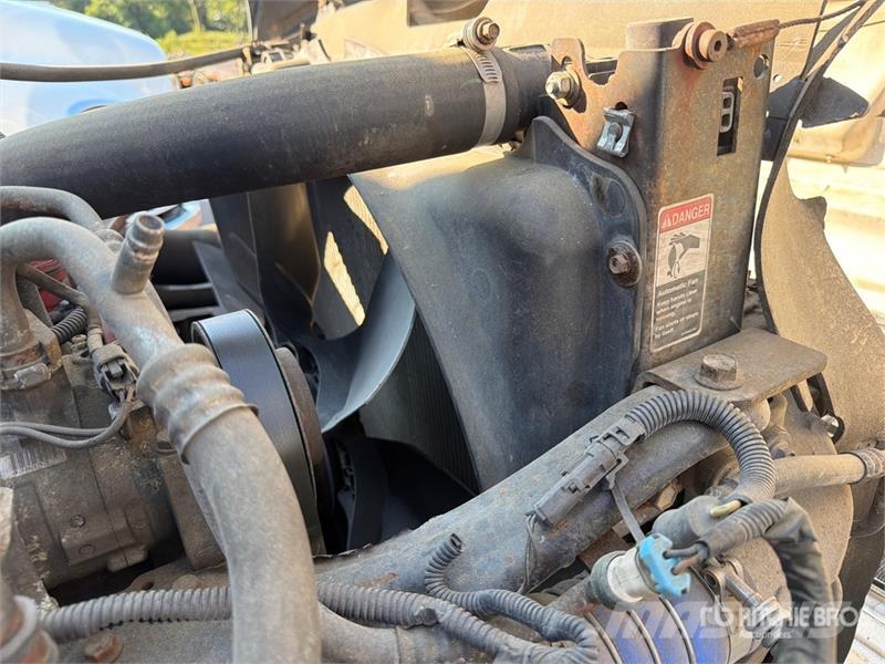 Freightliner M2 106 Camiones portacoches