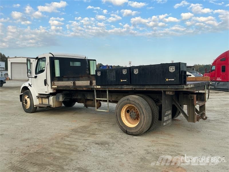 Freightliner M2 106 Flatbed / Dropside trucks