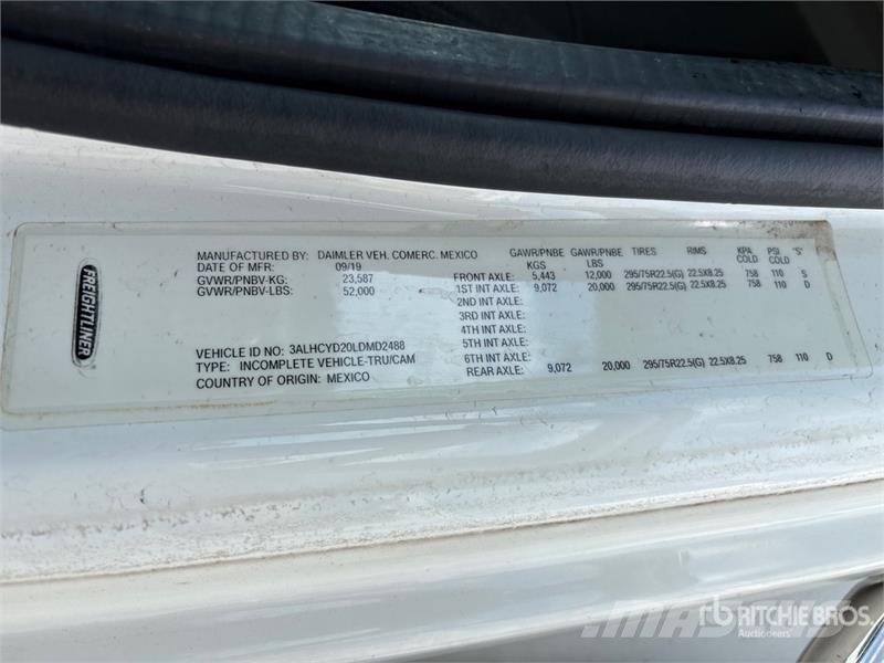 Freightliner M2 106 Kravas automašīnas - refrižeratori
