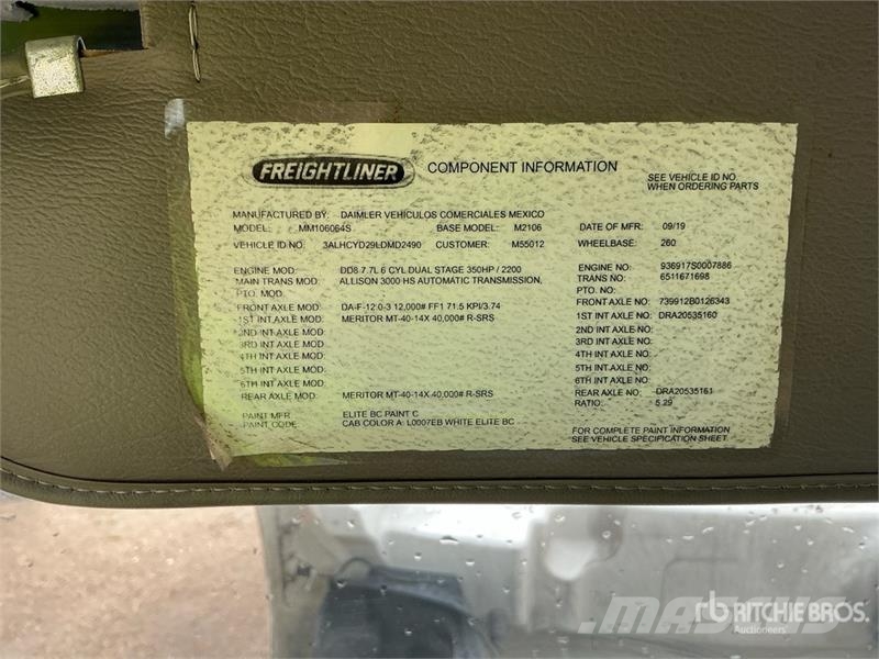 Freightliner M2 106 Грузовики-Рефрижераторы