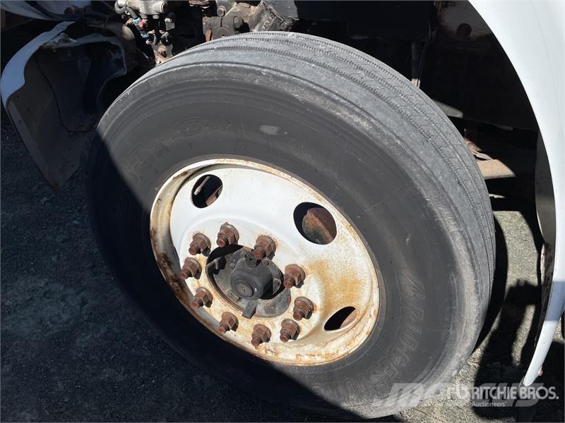 Freightliner M2 106 Kabinos ir salonai