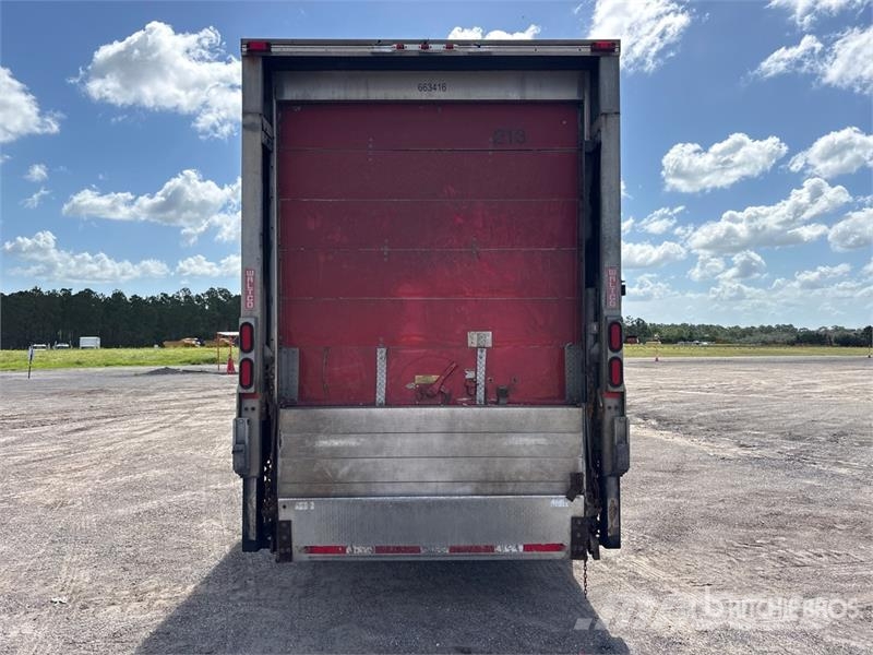 Freightliner M2 106 Temperature controlled trucks