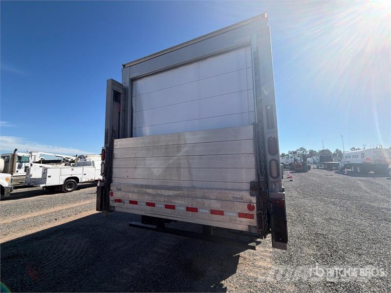 Freightliner M2 106 Isotermos y frigoríficos