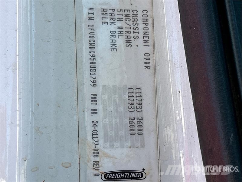 Freightliner M2 106 Camiones plataforma