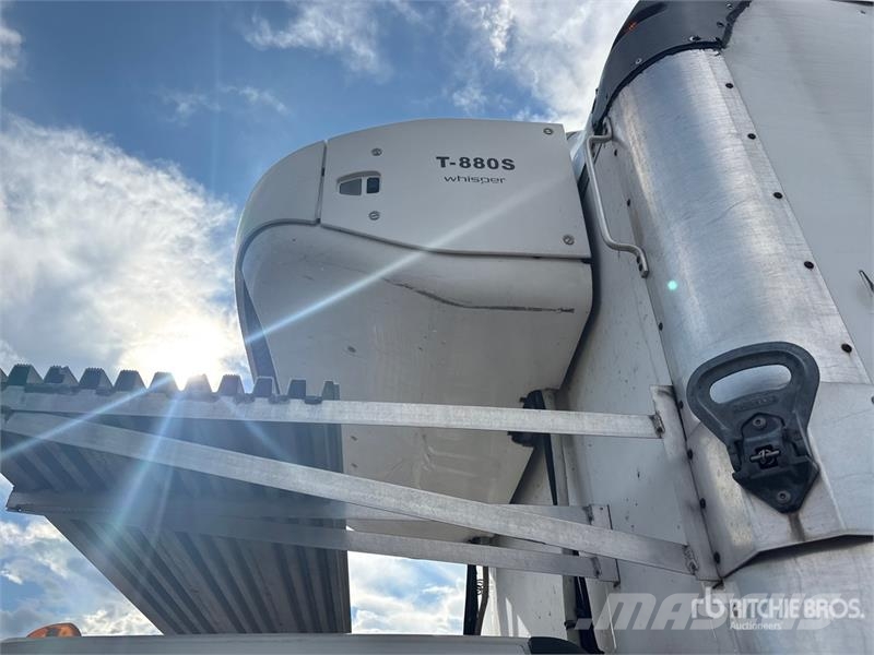 Freightliner M2 106 Caminhões com temperatura controlada