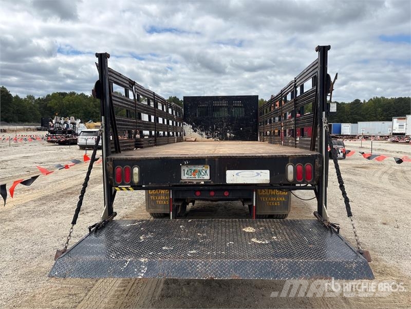 Freightliner M2 106 Camion con sponde ribaltabili