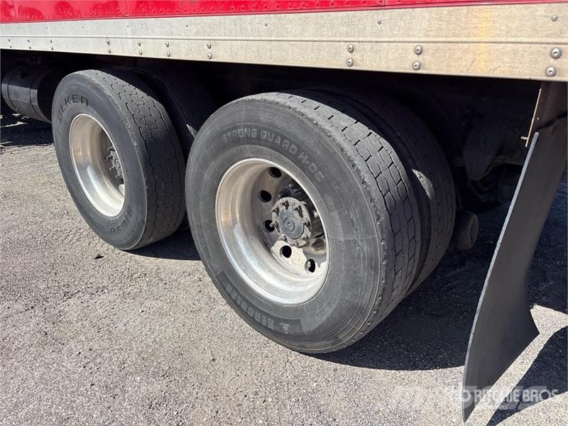Freightliner M2 106 Temperature controlled trucks