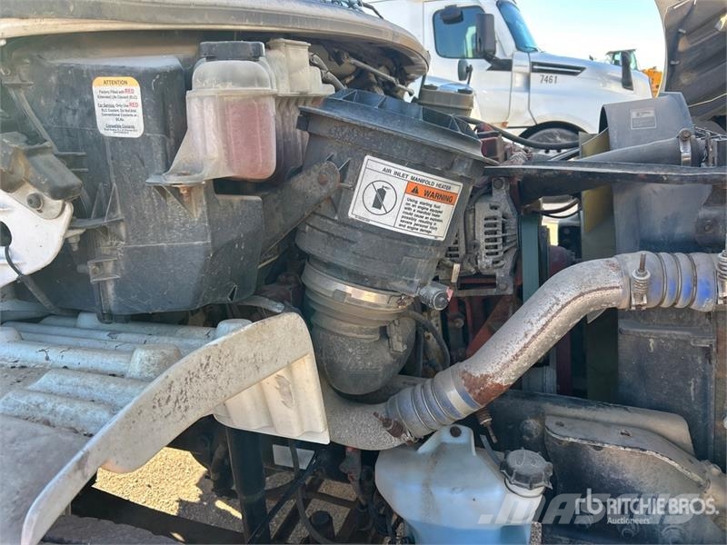 Freightliner M2 106 كابينة والداخلية
