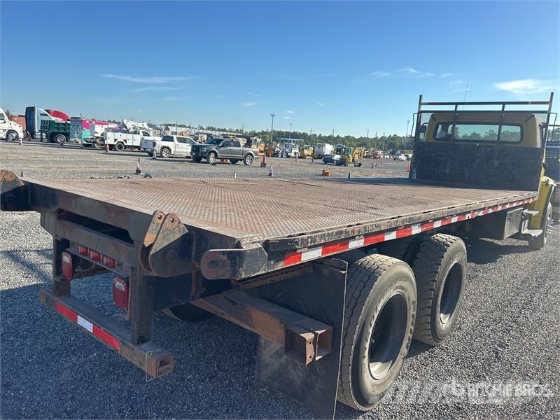 Freightliner M2 106 Madelautod