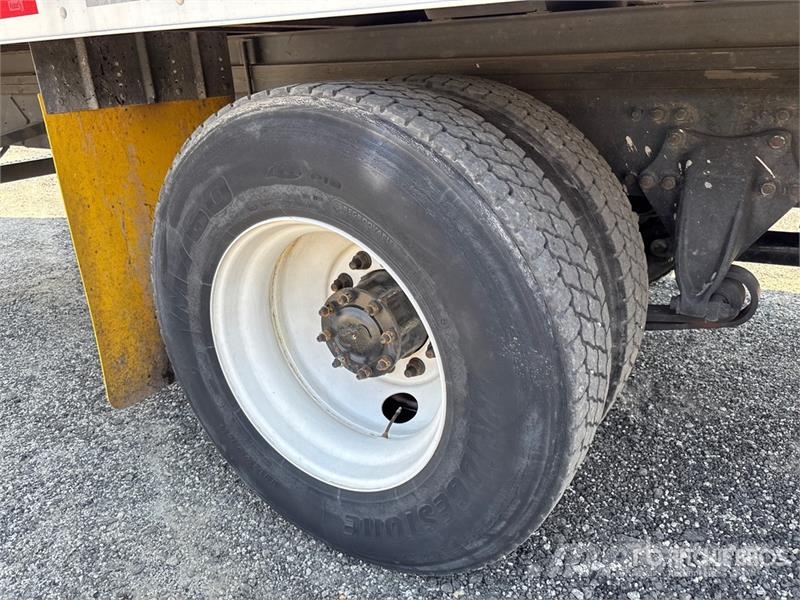 Freightliner M2 106 Isotermos y frigoríficos