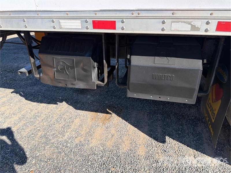 Freightliner M2 106 Isotermos y frigoríficos