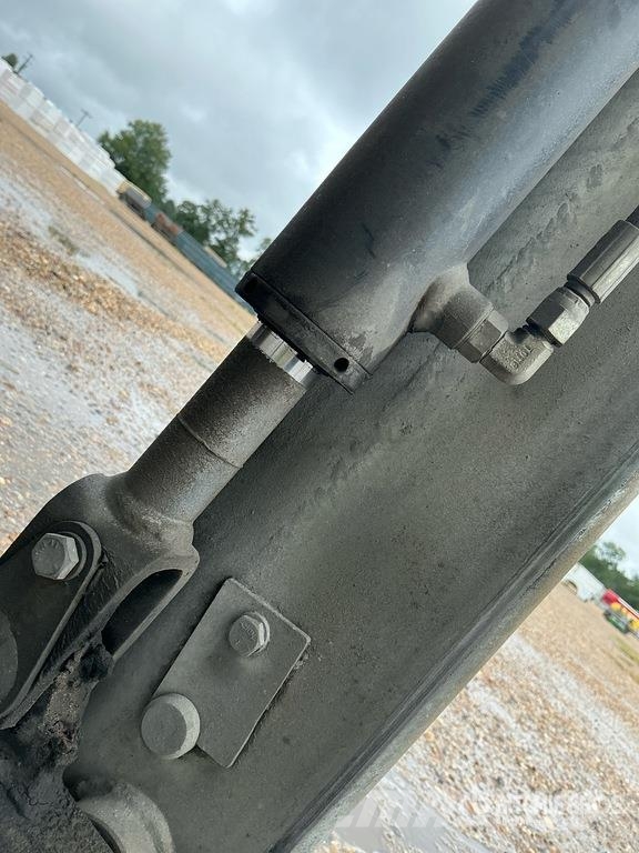 Freightliner M2 106 Грузовики-Рефрижераторы