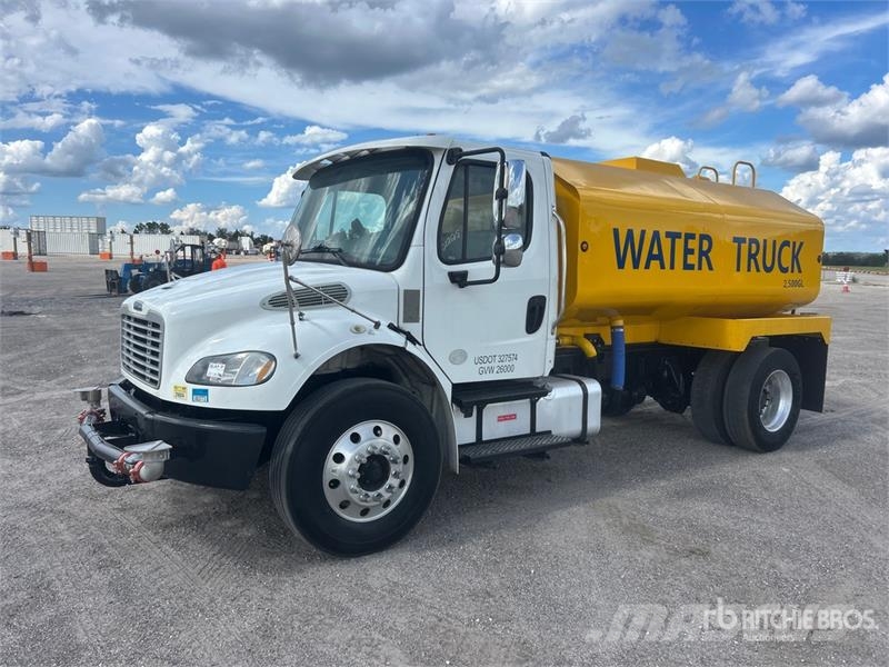 Freightliner M2 106 Ūdens mašīnas