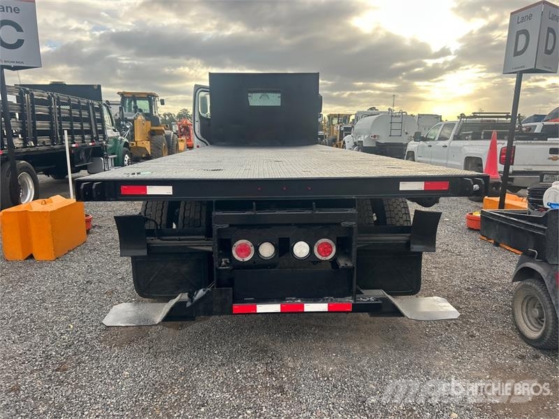 Freightliner M2 106 Flatbed / Dropside trucks