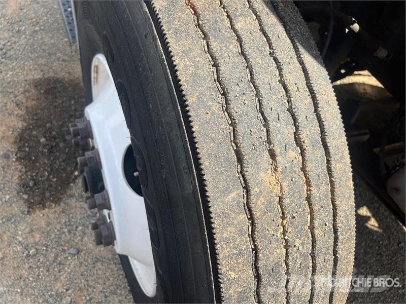 Freightliner M2 106 Cabine e interni