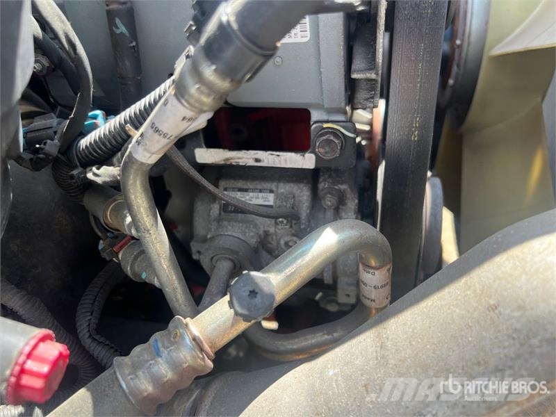 Freightliner M2 106 Cabine e interni