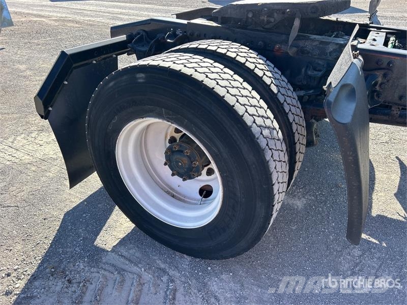 Freightliner M2 106 Tracteur routier