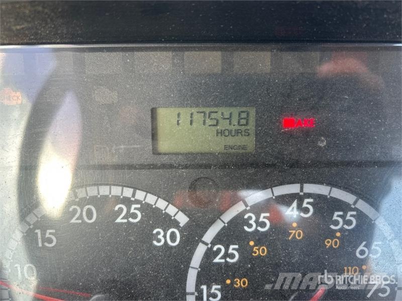 Freightliner M2 106 كابينة والداخلية