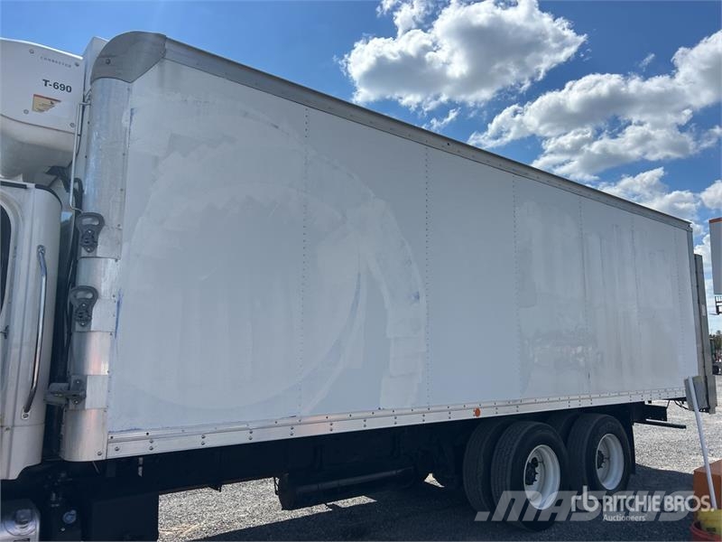 Freightliner M2 106 Tovornjaki hladilniki