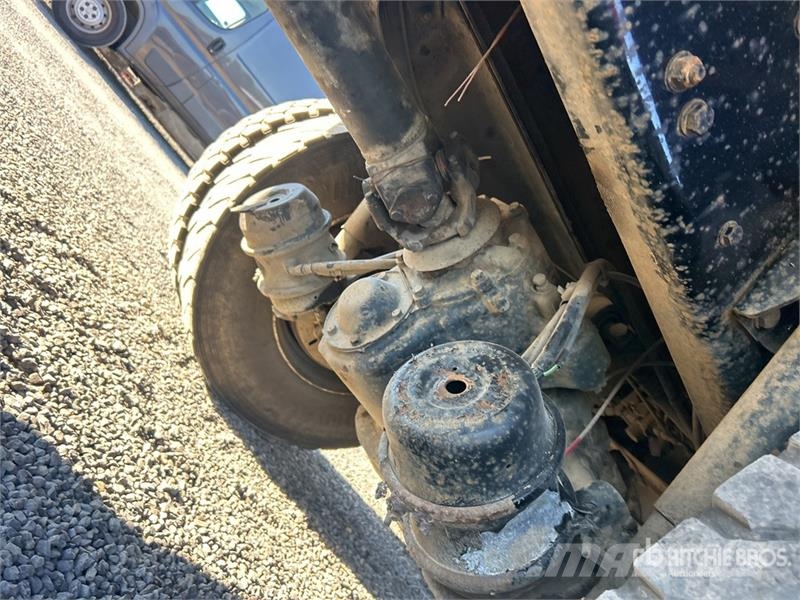 Freightliner M2 106 Madelautod