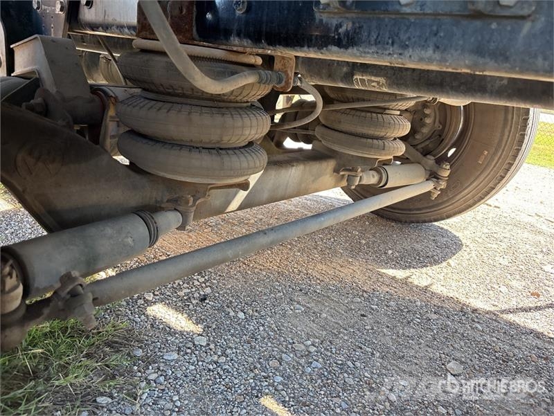 Freightliner M2 106 Camiones aspiradores/combi
