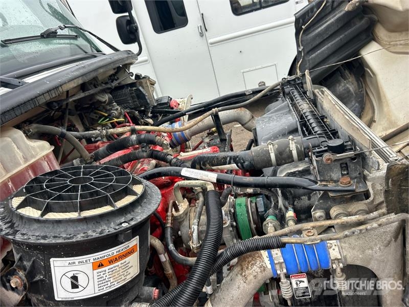 Freightliner M2 106 Camiones bañeras basculantes o volquetes