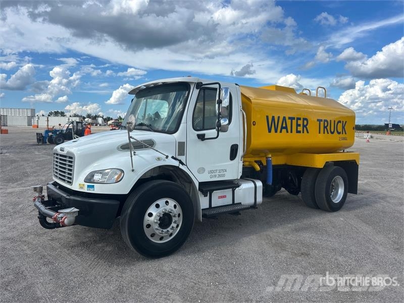 Freightliner M2 106 Ūdens mašīnas