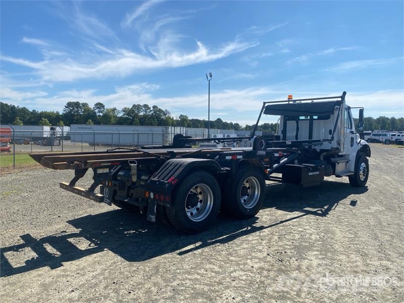 Freightliner M2 106 Portaalsysteem vrachtwagens