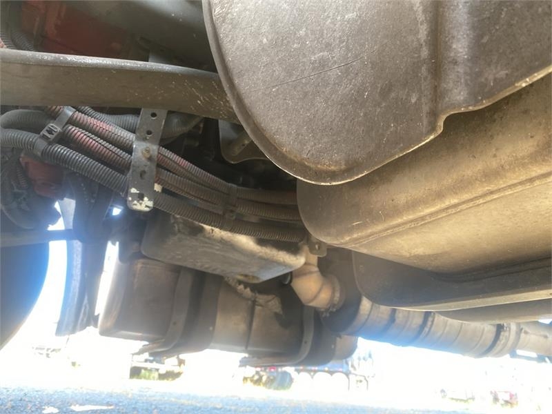 Freightliner M2 106 貨箱式卡車