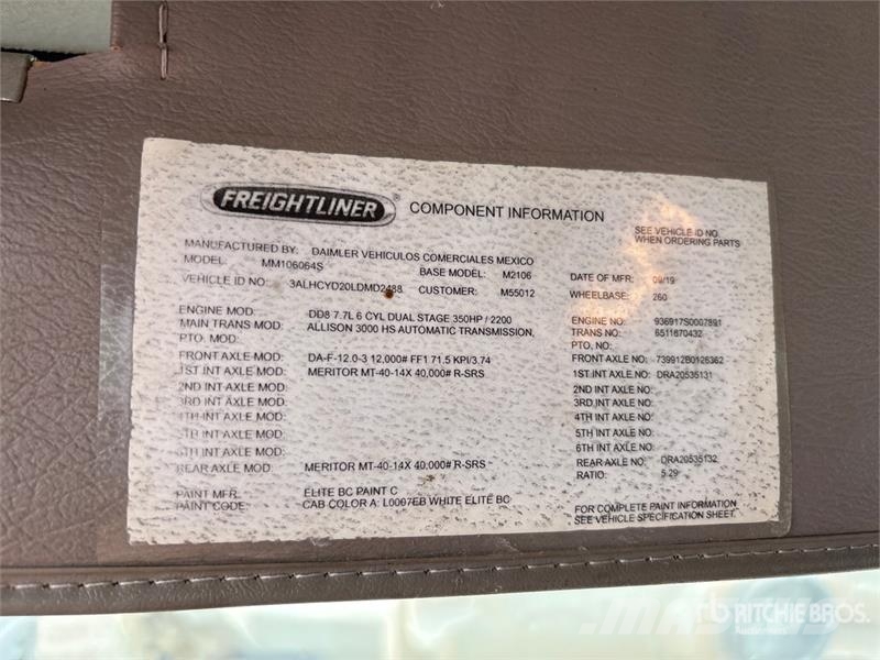 Freightliner M2 106 Kravas automašīnas - refrižeratori