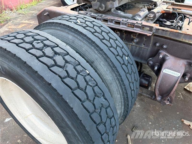 Freightliner M2 106 Camiones portacoches