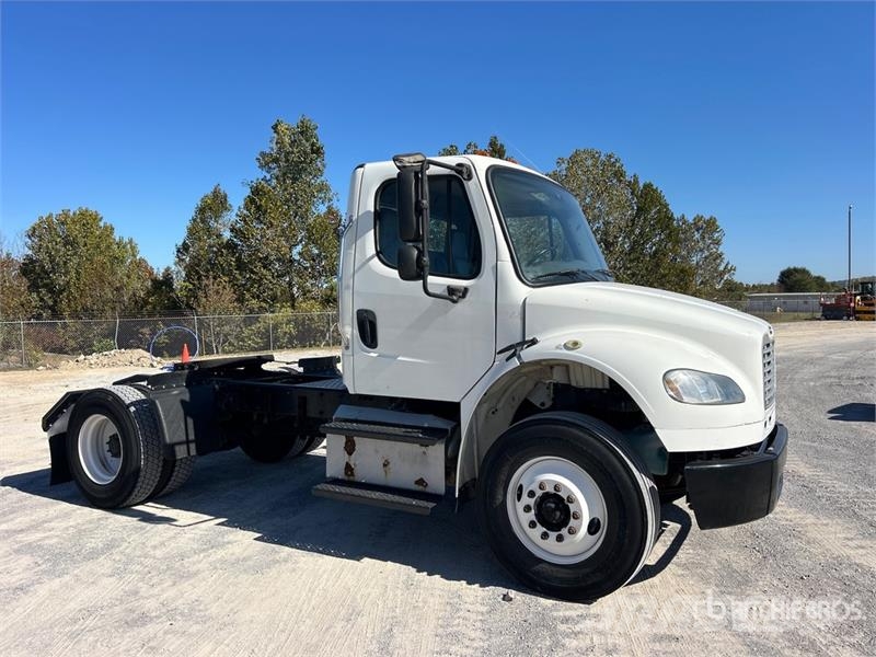 Freightliner M2 106 Tracteur routier