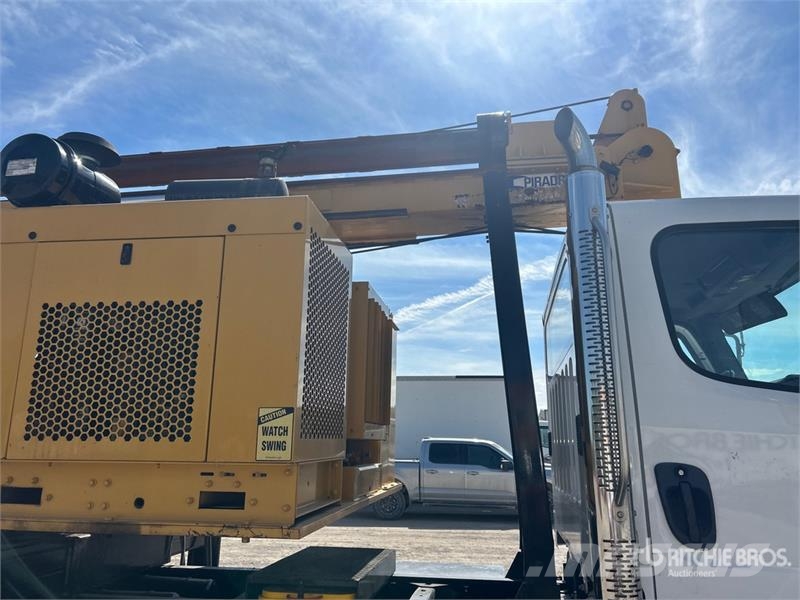 Freightliner M2 106 Camiões de sonda de perfuração móvel