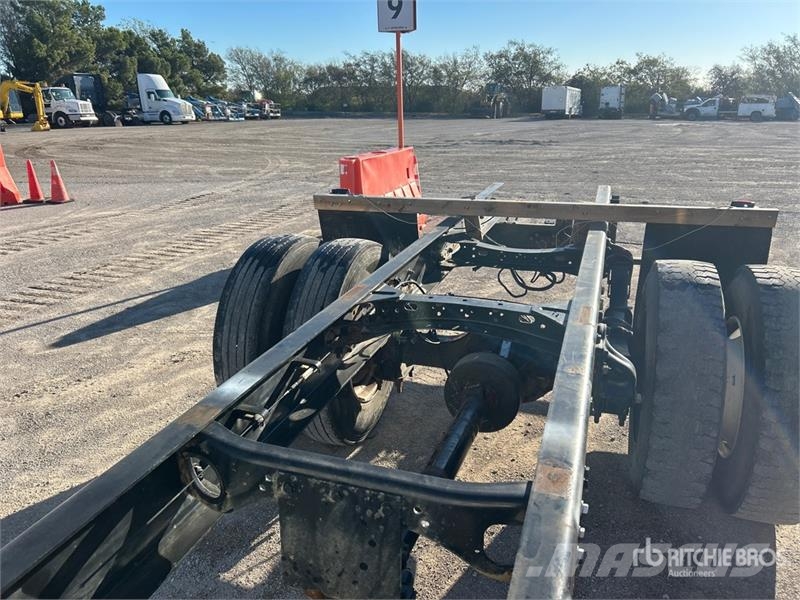 Freightliner M2 106 كابينة والداخلية