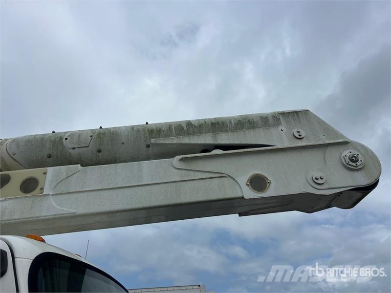 Freightliner M2 106 Truck mounted aerial platforms