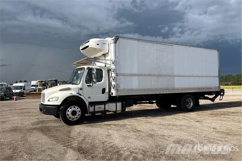 Freightliner M2 106 Caminhões com temperatura controlada