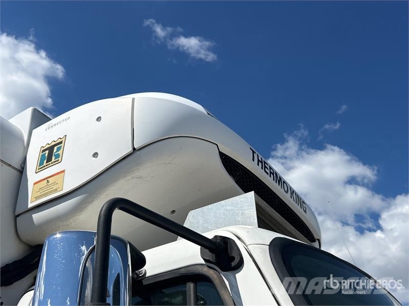 Freightliner M2 106 Tovornjaki hladilniki