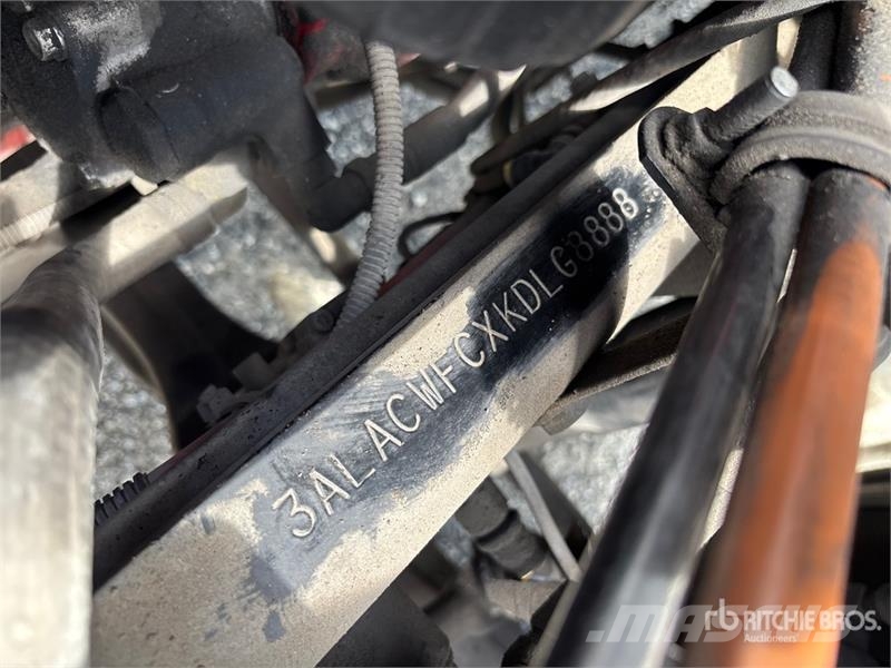 Freightliner M2 106 Isotermos y frigoríficos
