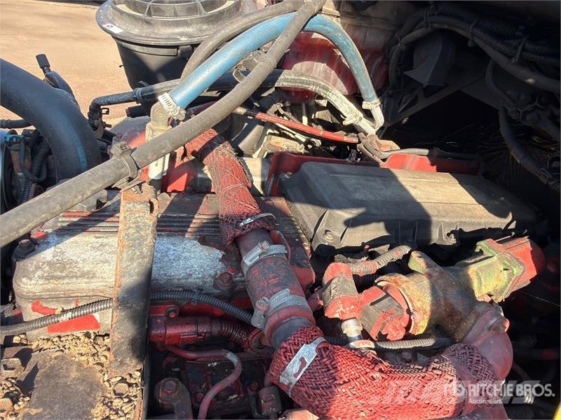 Freightliner M2 106 Camiones portacoches